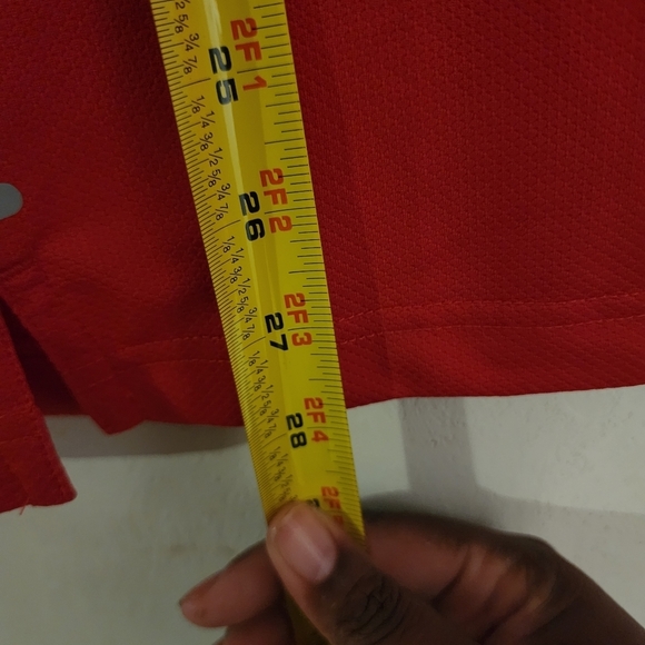 Fabletics Mens The O2 Tee Short Sleeve Heated Red Size L NWT - Picture 4 of 8